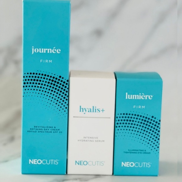 Neocutis Anti-Aging Set - Picture 1 of 15